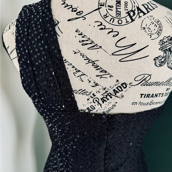 Size 8 Jackie Jon black one shoulder cocktail dress. In excellent condition. - Picture 4 of 9